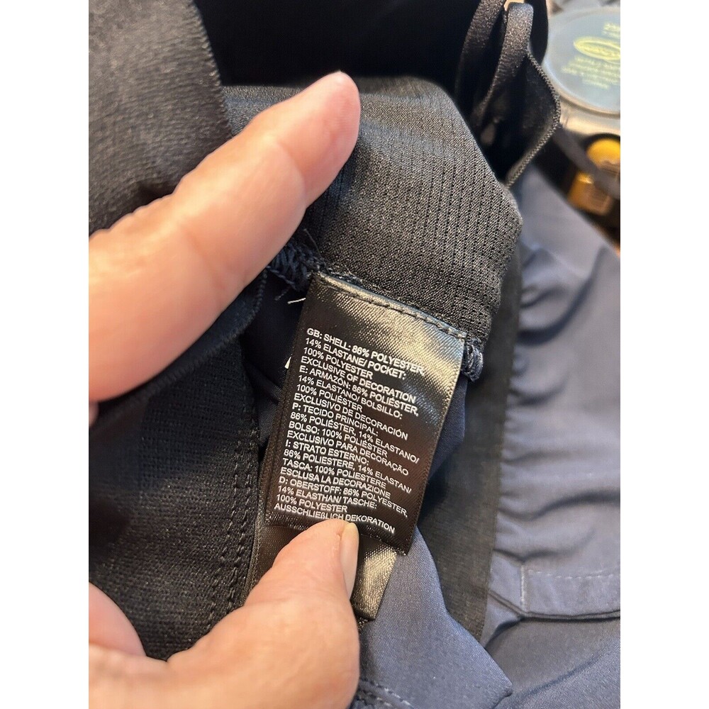 The North Face Men's Navy and Black Pants - Picture 8 of 8